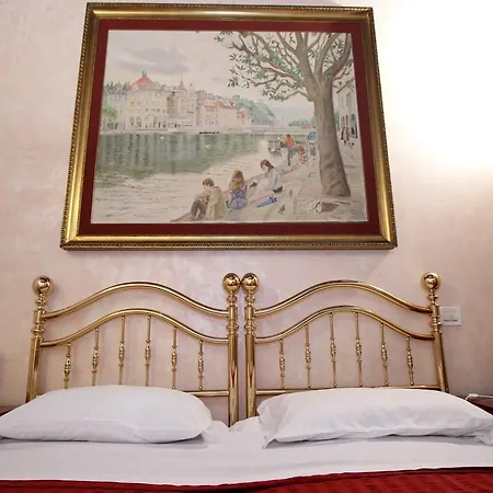Apartment Casa Julia Al Pantheon Rome